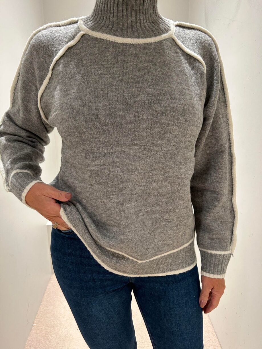 sweater grijs 1.
