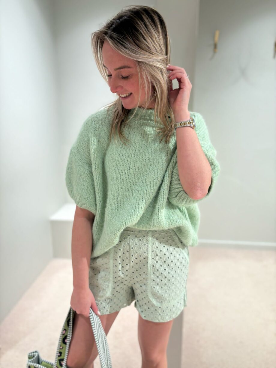 Sweater Lou